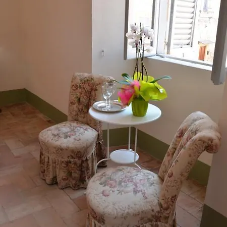 Antica Biblioteca Couette-café Fermo