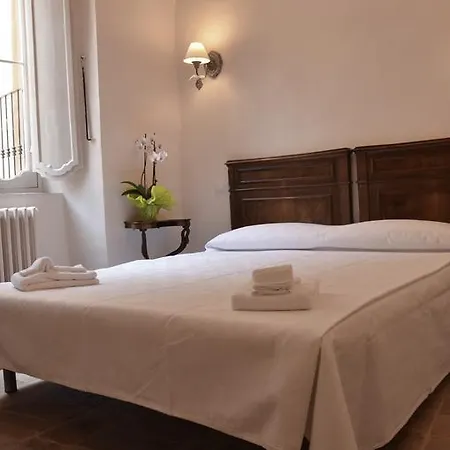 Couette-café Antica Biblioteca 3*