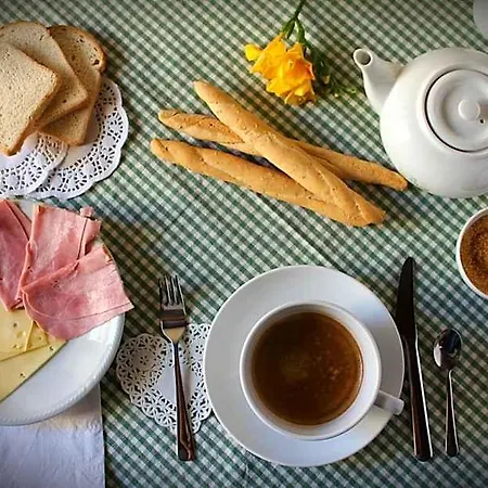 Alojamento de Acomodação e Pequeno-almoço Antica Biblioteca