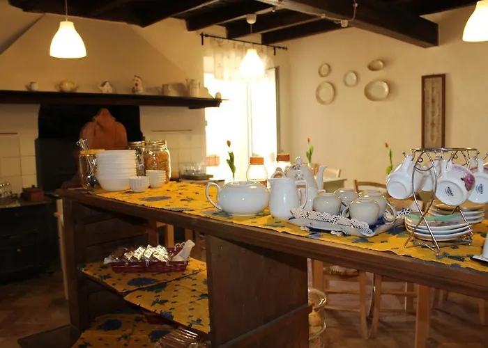 Antica Biblioteca Bed & Breakfast 3*